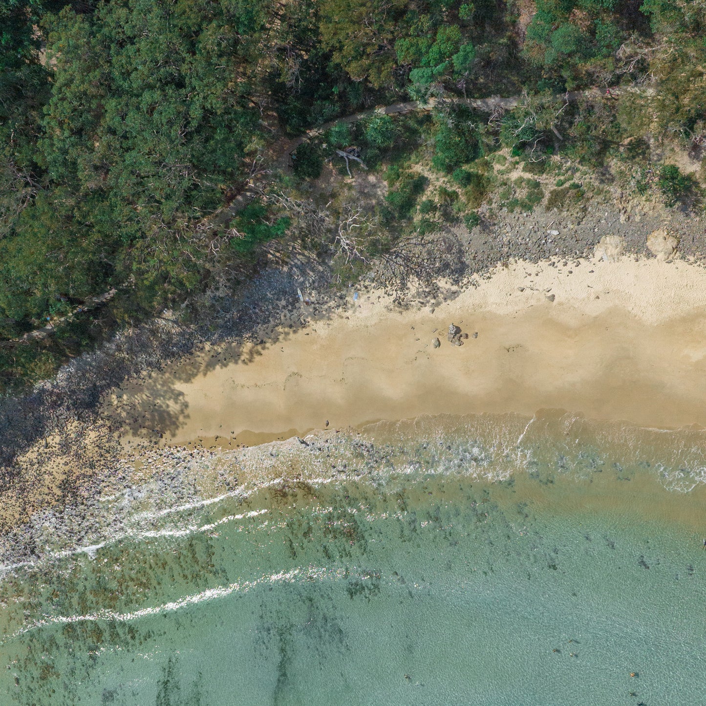Tea Tree Bay Necklace - Handwoven Glass Bead Necklace